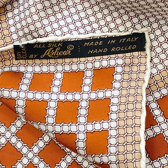 Ashear All Silk Hand Rolled Made In Italy Square - Picture 2 of 2